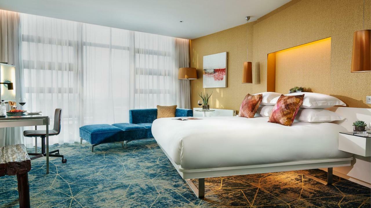 The Beacon Hotell Sandyford Eksteriør bilde