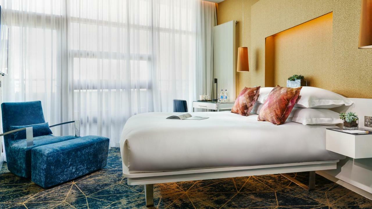 The Beacon Hotell Sandyford Eksteriør bilde