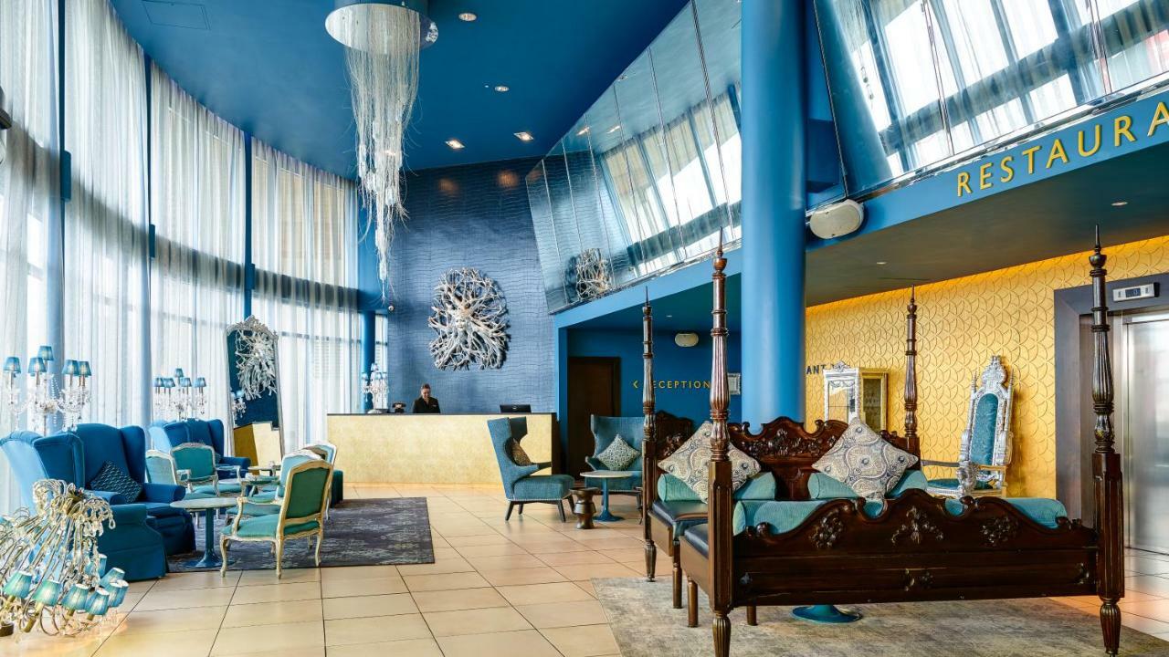 The Beacon Hotell Sandyford Eksteriør bilde